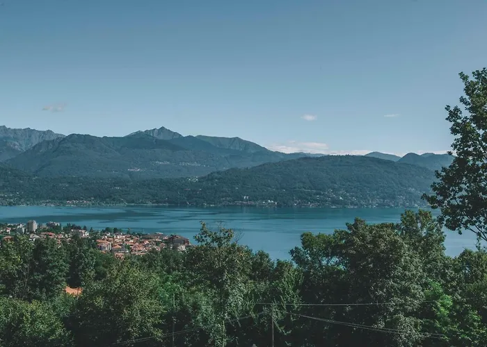 Casa Rampolina 4* Стреза